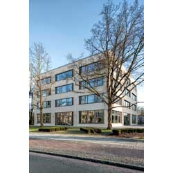 Schule an der Kurt-Schumacher-Allee